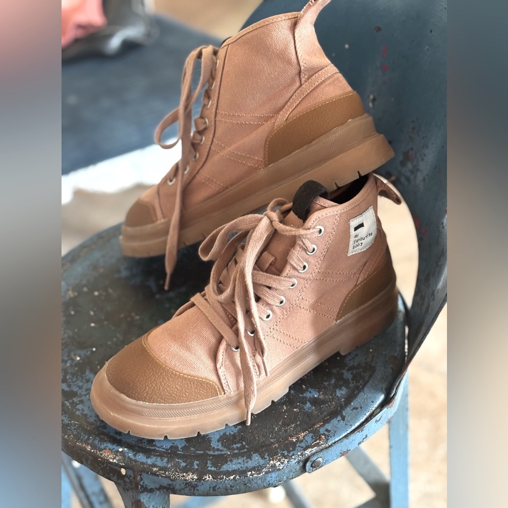 Zara 6.5 Brown Combat Moto Boots. Women’s Sz-37 Stylish | Trendy | Chic EUC